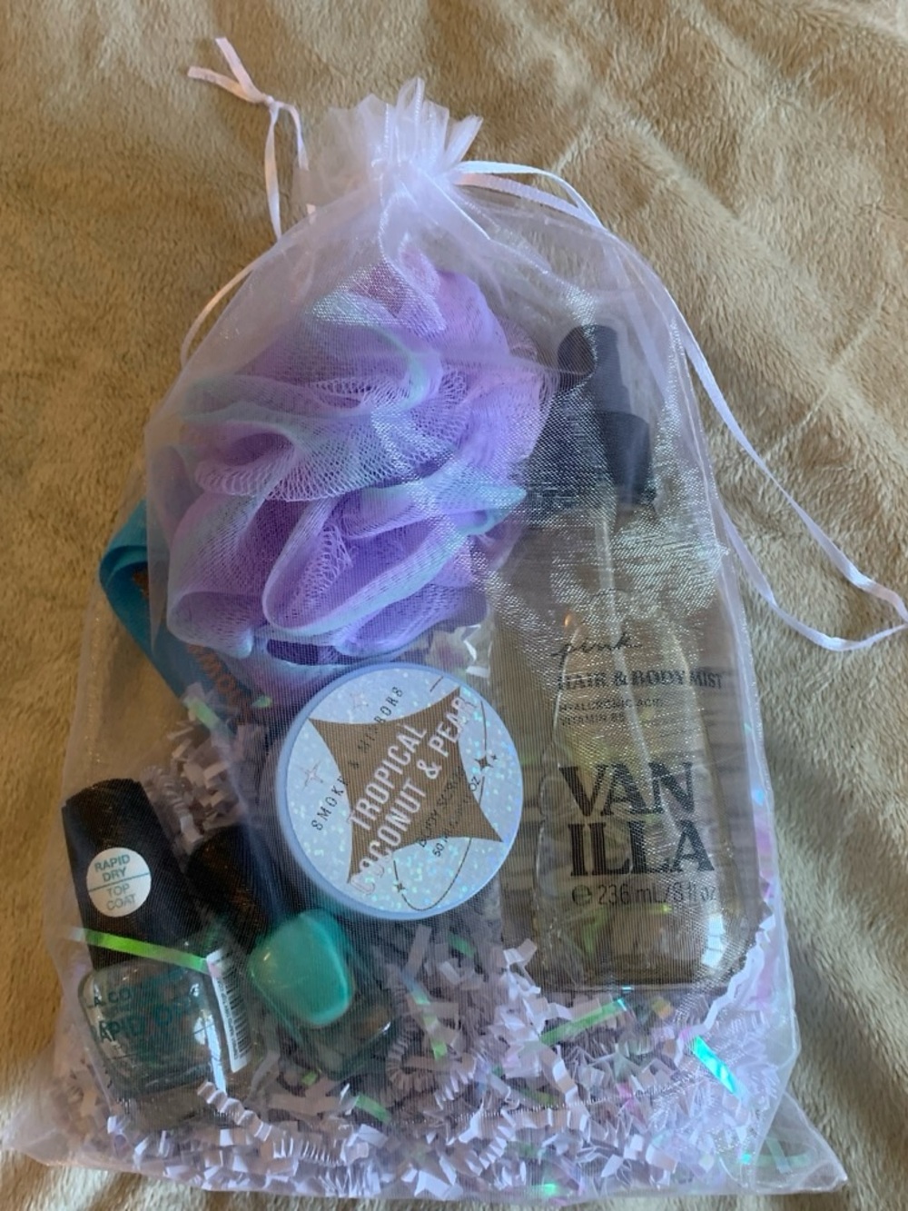 PINK Victoria's Secret Vanilla Bath & Body Gift Set with Purple Pouf